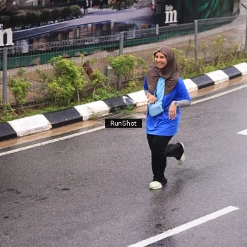 Runner Photo 7936947