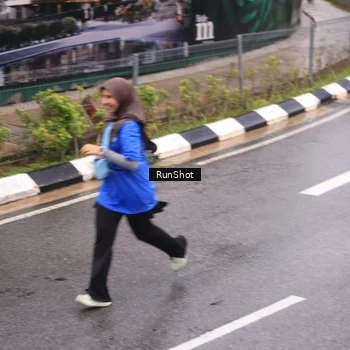 Runner Photo 7936950