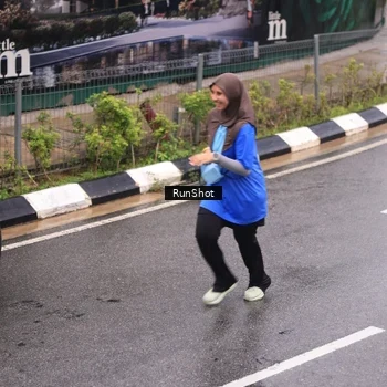 Runner Photo 7936951