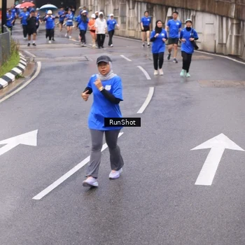 Runner Photo 7936963