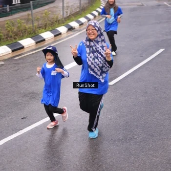 Runner Photo 7936967