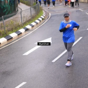 Runner Photo 7936972
