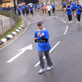 Runner Photo 7936977
