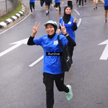 Runner Photo 7937016