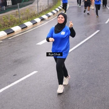 Runner Photo 7937026