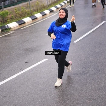 Runner Photo 7937029