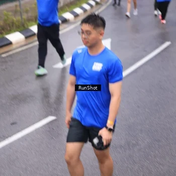 Runner Photo 7937081