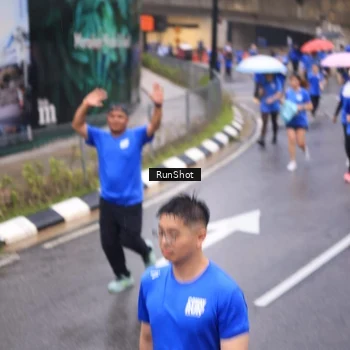 Runner Photo 7937093