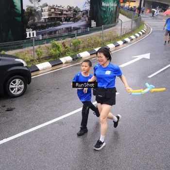 Runner Photo 7937212