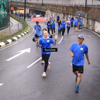 Runner Photo 7937226
