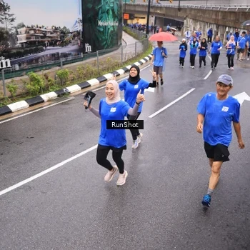 Runner Photo 7937238