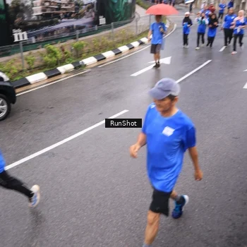 Runner Photo 7937254