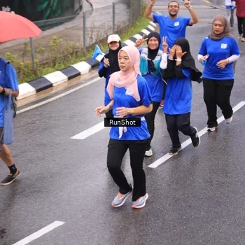 Runner Photo 7937284