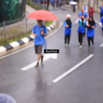 Runner Photo 7937294