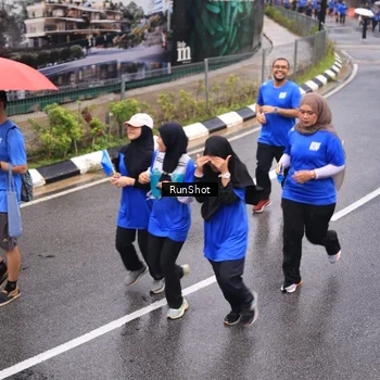 Runner Photo 7937305