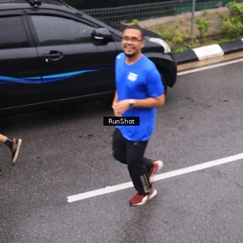 Runner Photo 7937323