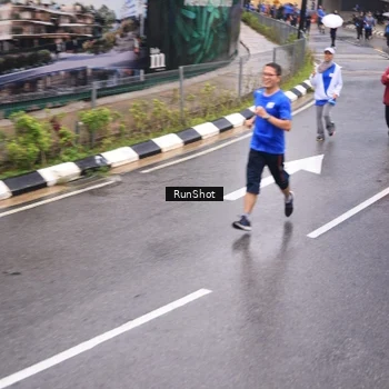 Runner Photo 7937326