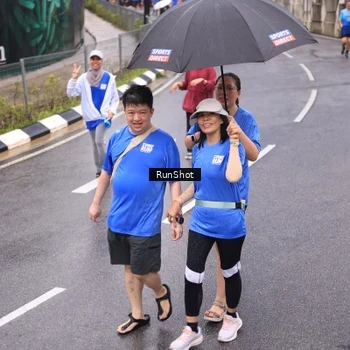 Runner Photo 7937348