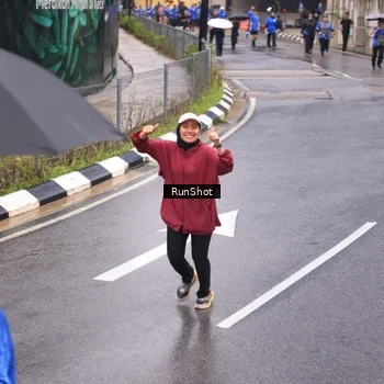 Runner Photo 7937355