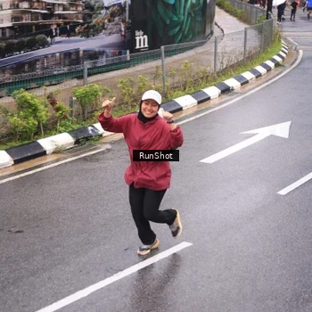 Runner Photo 7937366