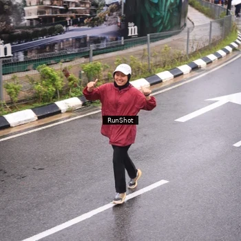 Runner Photo 7937367