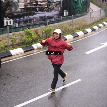 Runner Photo 7937375