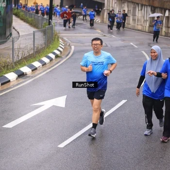 Runner Photo 7937385
