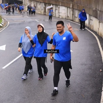 Runner Photo 7937399