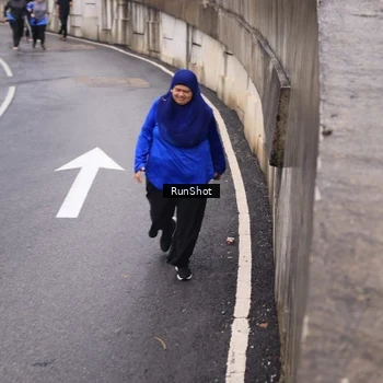Runner Photo 7937432