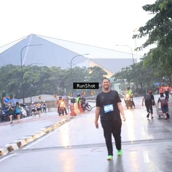 Runner Photo 7937463