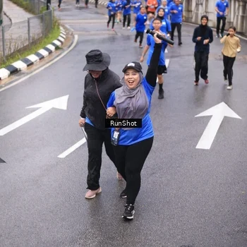 Runner Photo 7937526