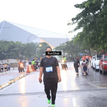 Runner Photo 7937536