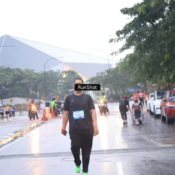 Runner Photo 7937551