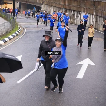 Runner Photo 7937560