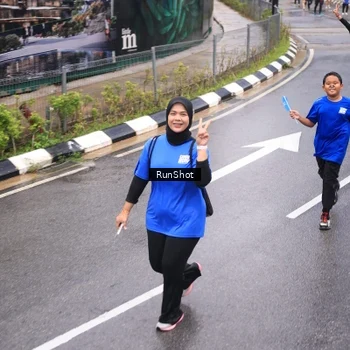 Runner Photo 7937588