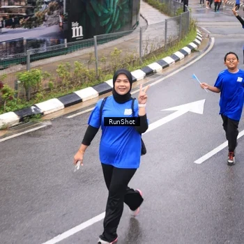 Runner Photo 7937589