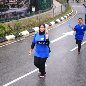 Runner Photo 7937590