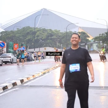 Runner Photo 7937628