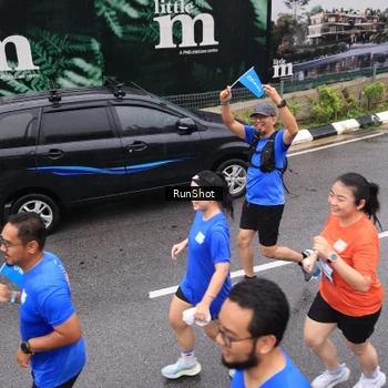 Runner Photo 7937688