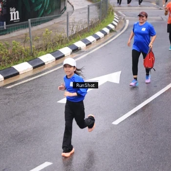 Runner Photo 7937701