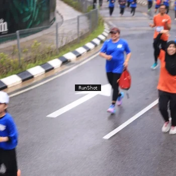 Runner Photo 7937707