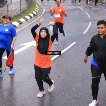 Runner Photo 7937721