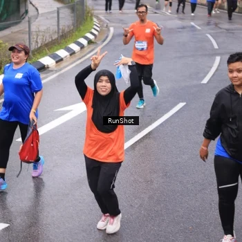Runner Photo 7937723