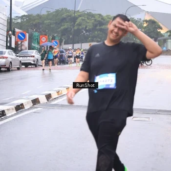 Runner Photo 7937727