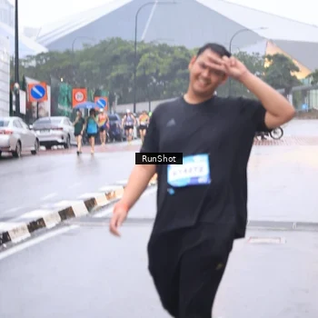 Runner Photo 7937749