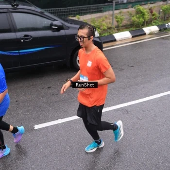 Runner Photo 7937767