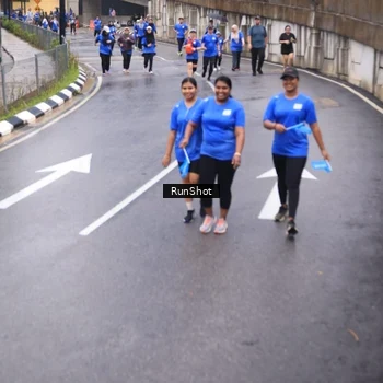Runner Photo 7937769