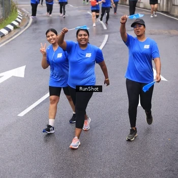 Runner Photo 7937780