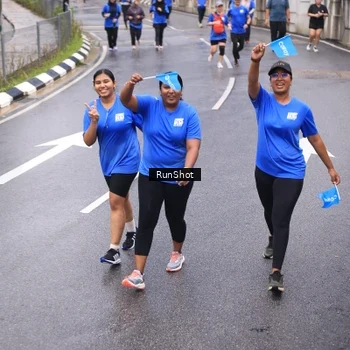 Runner Photo 7937789