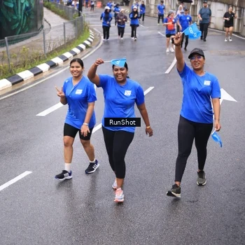 Runner Photo 7937796